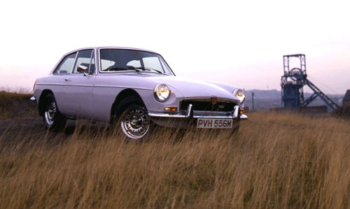 1974 MGB GT V8